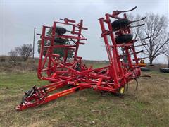 2012 Sunflower 2433 33' Chisel Plow 