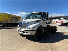 2005 International 8500 S/A Day Cab Truck Tractor 
