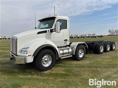 2023 Kenworth T880 Quad/A Cab & Chassis 