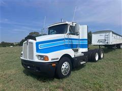 2001 Kenworth T600 T/A Truck Tractor 