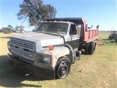 1984 Ford F700 S/A Dump Truck 