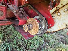 items/53f3034e0a4cee11a81c000d3a618ce0/1966farmall7062wdtractorwih234cornpicker_01c4744b19794607916b293133844c84.jpg