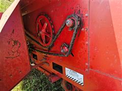 items/53f3034e0a4cee11a81c000d3a618ce0/1966farmall7062wdtractorwih234cornpicker_bcccbcb814154dba9bbe841525f33fa4.jpg