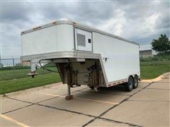 2007 Featherlite 1530 T/A Enclosed Trailer 