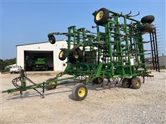 2005 John Deere 2210 54' Field Cultivator 