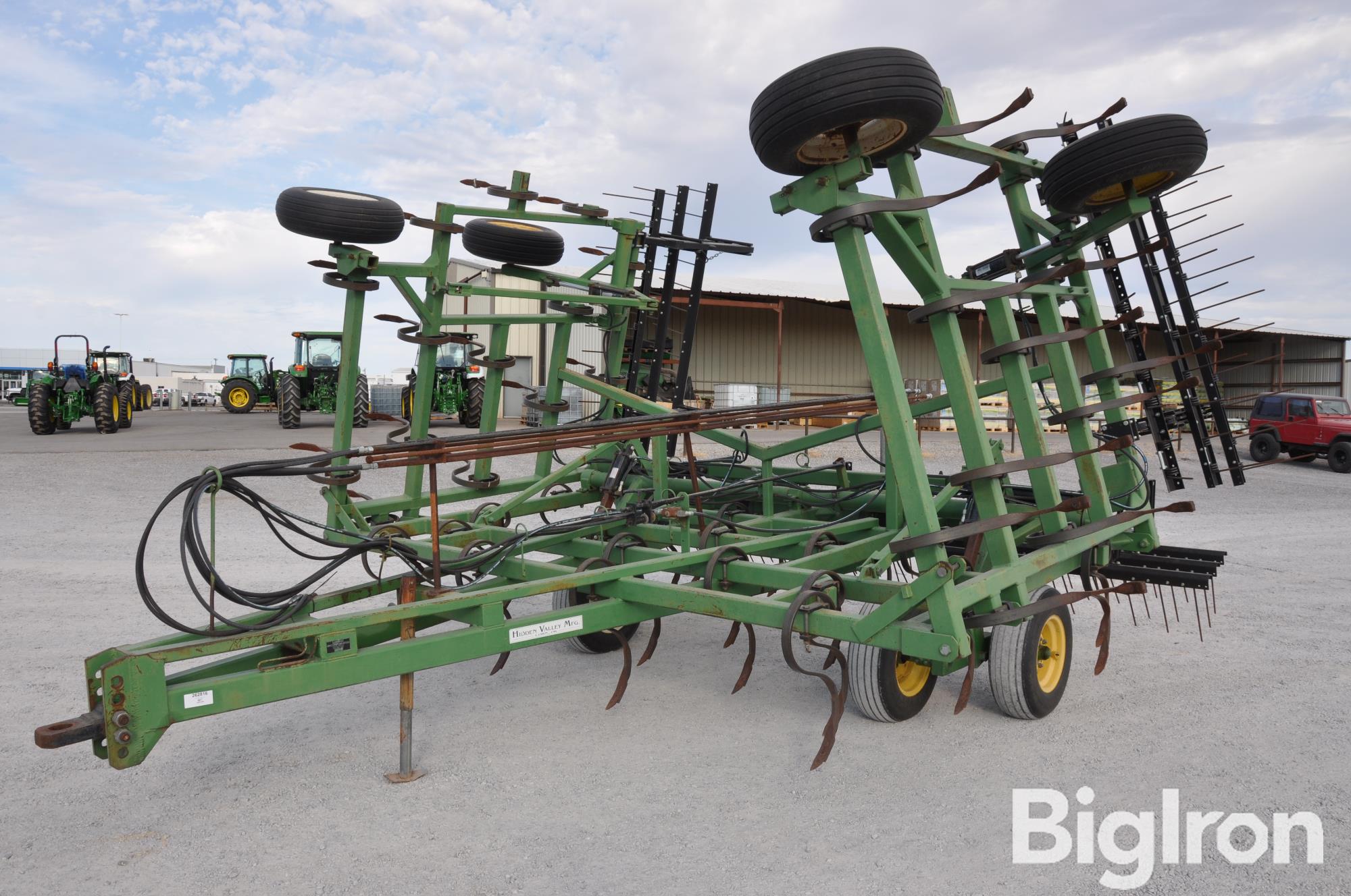 2001 Hidden Valley 6030 38' Field Cultivator 