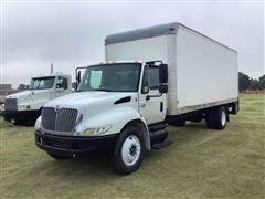 2005 International 4300 S/A Box Truck 