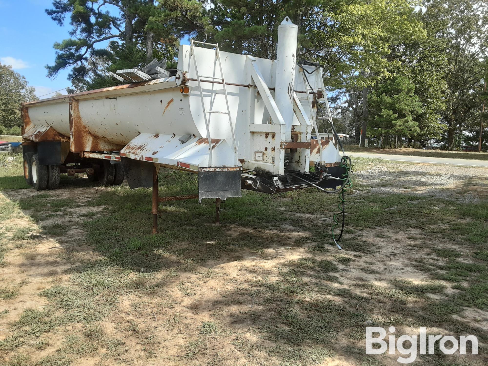 1997 Western T/A End Dump Trailer 