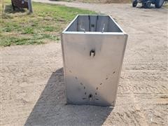 items/5586da01ef10ed11b5cf0003fff934d4/swinestainlesssteelfeeder-2_802e8ae499854f2c826183f03c4db8db.jpg