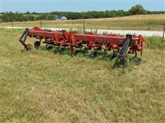 Case IH 183 6R30" Row Crop Cultivator 