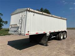 1991 DMF 26’ T/A Grain Trailer 