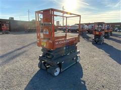 2013 SkyJack SJIII 3219 Scissor Lift 