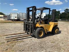 Wiggins W156Y Pneumatic Tire Forklift 