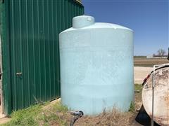 2500 Gallon Vertical Poly Tank 