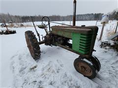 1946 John Deere Model H 2WD Tractor 