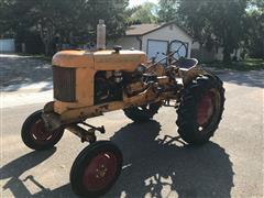 1952 Minneapolis-Moline BF 2WD Antique Tractor 