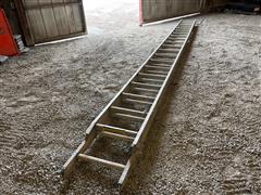 Montgomery Ward 40' Extension Ladder 