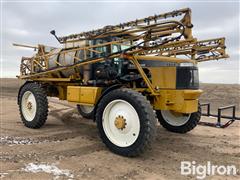 Ag-Chem RoGator 1264 Self-Propelled Sprayer 