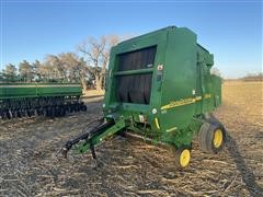 John Deere 567 Mega Wide Round Baler 