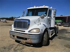 2004 Freightliner Columbia 120 T/A Truck Tractor 