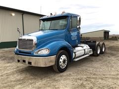 2005 Freightliner Columbia 120 T/A Truck Tractor 