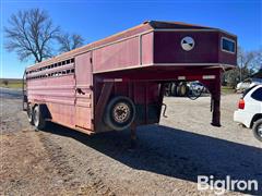 1994 Titan 24’ Gooseneck T/A Livestock Trailer 