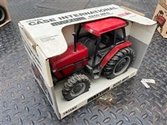 Ertl Case IH 5250 MFD1/16 Die-Cast Tractor 