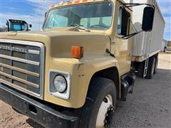 items/584469f87e7dee11a81c6045bd4a636e/1987navistarinternational1954tagraintruck_8e496f3104bb4ed3ac6529a7ef8aa503.jpg