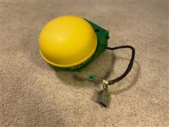 John Deere StarFire 3000 SF2 GPS Receiver 