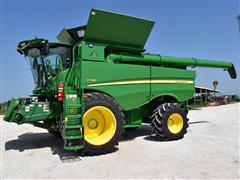 2022 John Deere S790 2WD Combine 