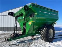 J&M 750 Grain Cart 