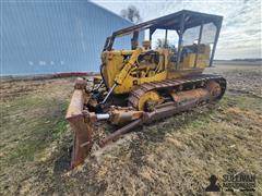 Caterpillar D6 Bull Dozer 