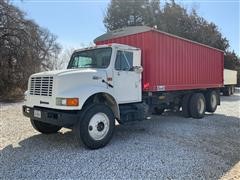 2001 International 4700 T/A Grain Truck 