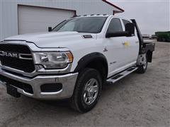 2019 RAM 3500 4x4 Crew Cab Flatbed Pickup 