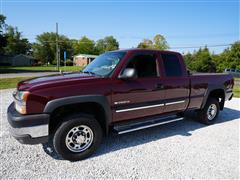 2003 Chevrolet Silverado Extended Cab 4x4 Pickup 