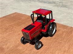 Case IH 5088 Toy Tractor 