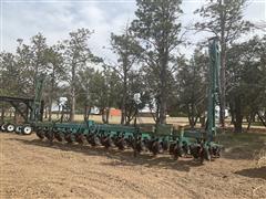 2004 Strip Cat Wilger Fertilizer System 