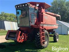 1989 Case IH 1660 2WD Combine 