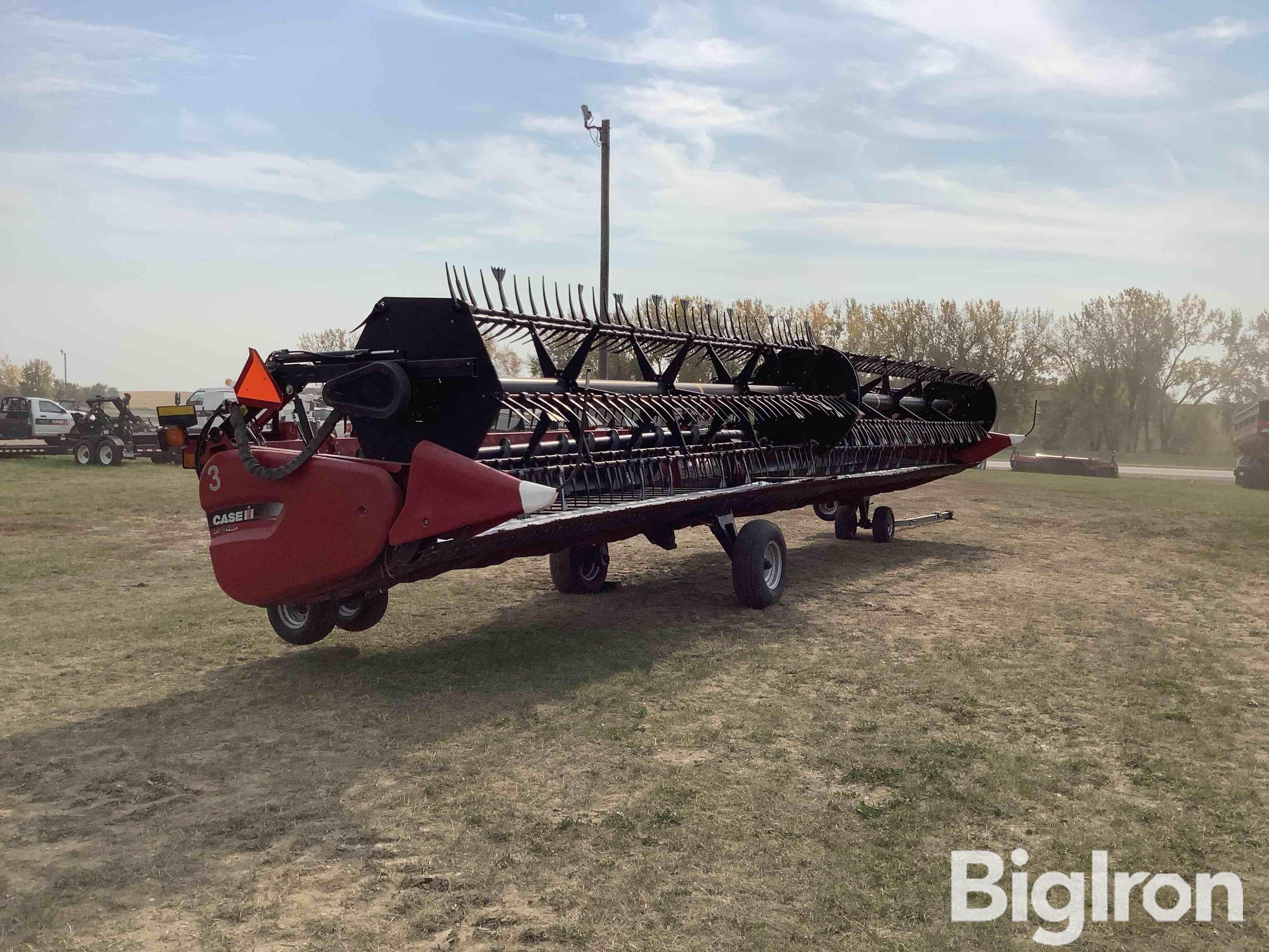 2014 Case IH 3162 Terra Flex 40’ Draper Head 