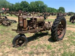 International F-12 2WD Tractor 