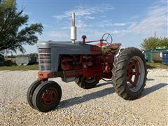 1953 Farmall Super M 2WD Tractor 