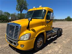 2008 Freightliner Cascadia 125 T/A Truck Tractor 