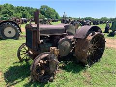 John Deere 2WD Tractor 