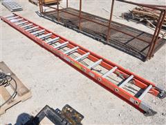 Louisville 32' Fiberglass Extension Ladder 