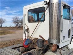 items/5ae4b9587686ee11a81c00224890f82c/1990freightlinerfld120tractortruck_3230e3af997c42f39556061ff38678a2.jpg