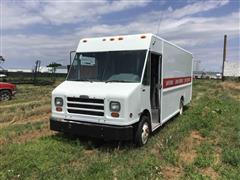 1999 Freightliner MT45 S/A Box Truck 