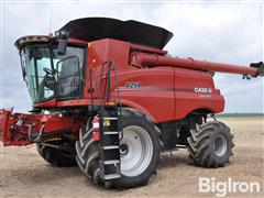 2019 Case IH 8250 4WD Combine 