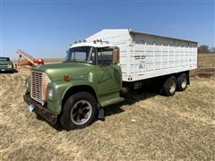 1970 International 1600 T/A Grain Truck 