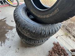 items/5b22ca3e3619ef118ee800224890aa2e/23575r15tires-2_586373576bad4fa1bf48d022e63bde40.jpg