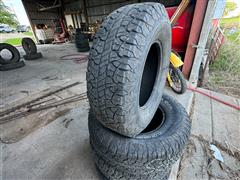 items/5b22ca3e3619ef118ee800224890aa2e/23575r15tires-2_ab80e471f12d49e18f06844caff557eb.jpg